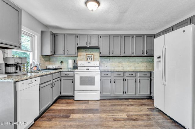 7527 Yount Rd, Knoxville, TN 37931