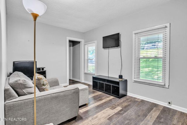 7527 Yount Rd, Knoxville, TN 37931