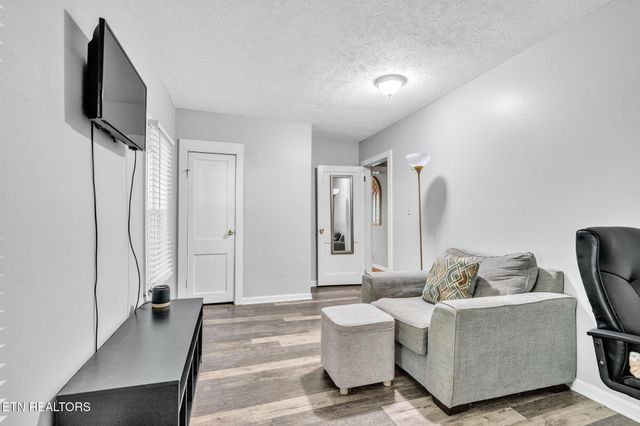 7527 Yount Rd, Knoxville, TN 37931