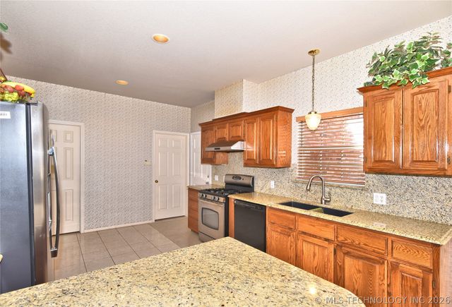 3105 S Aster Avenue, Broken Arrow, OK 74012