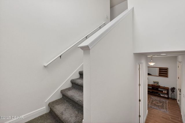 6022 Sierra Crown Street, Mount Dora, FL 32757