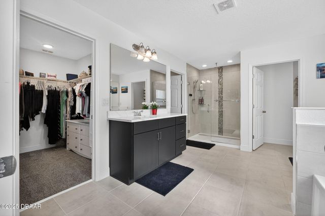 6022 Sierra Crown Street, Mount Dora, FL 32757