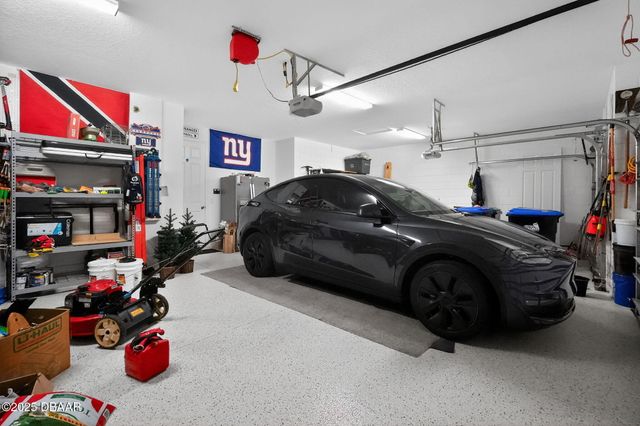 6022 Sierra Crown Street, Mount Dora, FL 32757