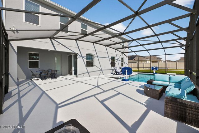 6022 Sierra Crown Street, Mount Dora, FL 32757