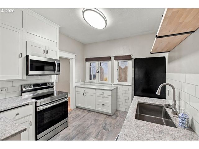 129 Nw 11TH St, Corvallis, OR 97330