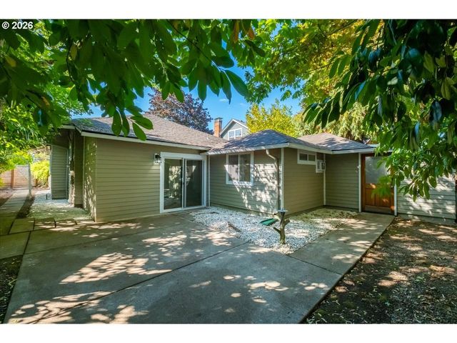 129 Nw 11TH St, Corvallis, OR 97330