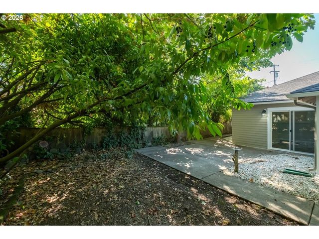 129 Nw 11TH St, Corvallis, OR 97330