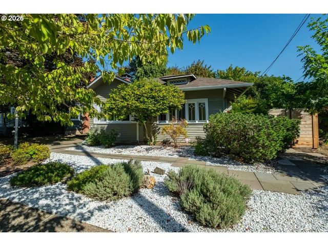 129 Nw 11TH St, Corvallis, OR 97330