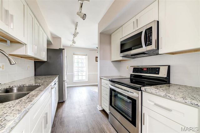 14471 Bantry Lane 2, Chesterfield, MO 63017