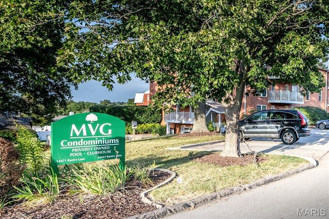 14471 Bantry Lane 2, Chesterfield, MO 63017