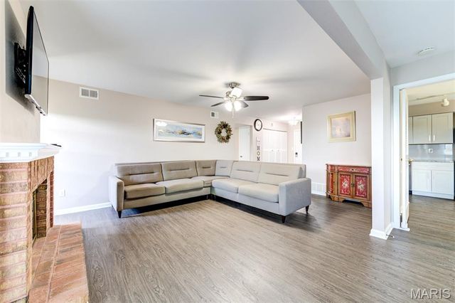 14471 Bantry Lane 2, Chesterfield, MO 63017
