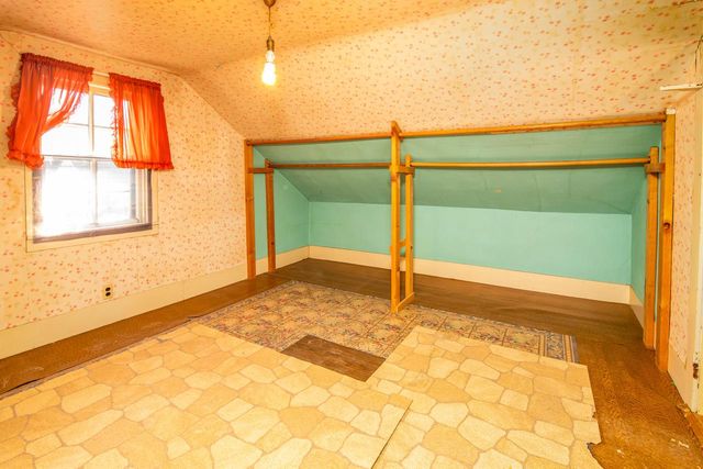 1412 S 9th STREET, Watertown, WI 53094