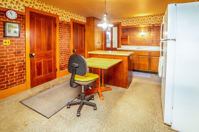 1412 S 9th STREET, Watertown, WI 53094