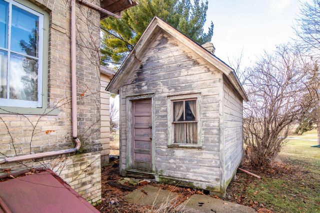 1412 S 9th STREET, Watertown, WI 53094