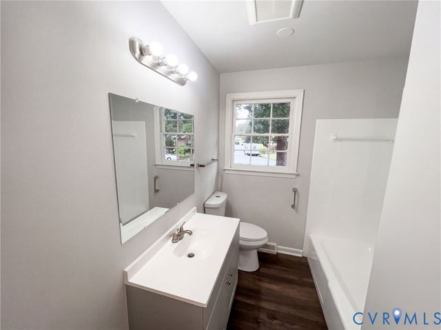 107 School Ave, Colonial Heights, VA 23834