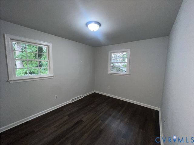 107 School Ave, Colonial Heights, VA 23834