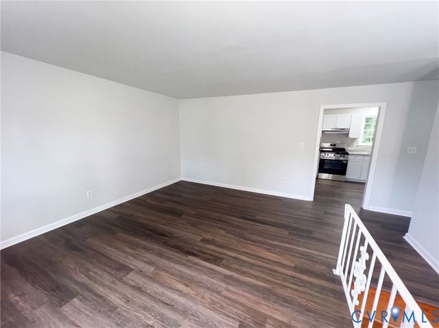 107 School Ave, Colonial Heights, VA 23834