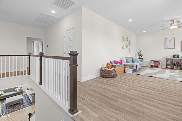 6617 Summit Creek Drive, Holly Springs, NC 27540
