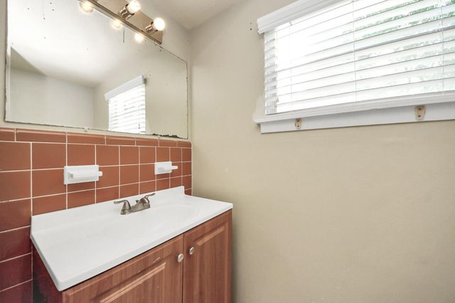 2513 Leslie Street, Pasadena, TX 77502