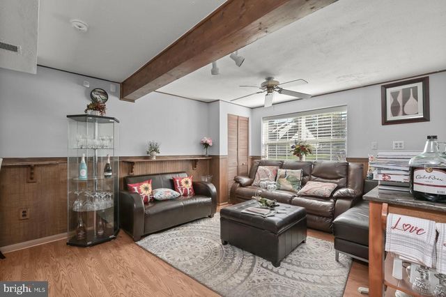 404 TANEY DR, Taneytown, MD 21787