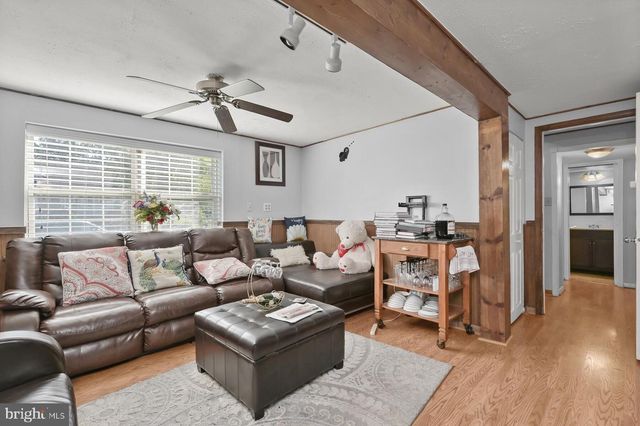 404 TANEY DR, Taneytown, MD 21787