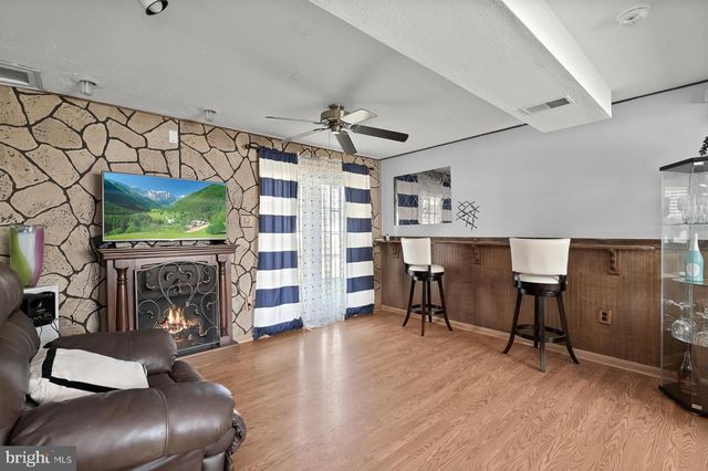 404 TANEY DR, Taneytown, MD 21787