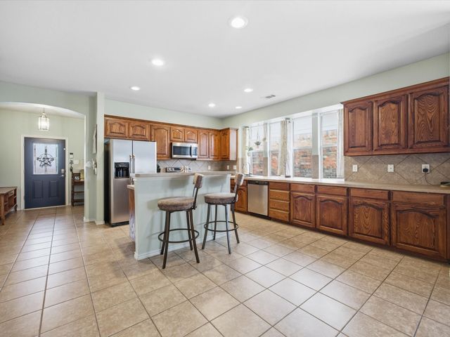 10981 Hawks Landing Road, Fort Worth, TX 76052