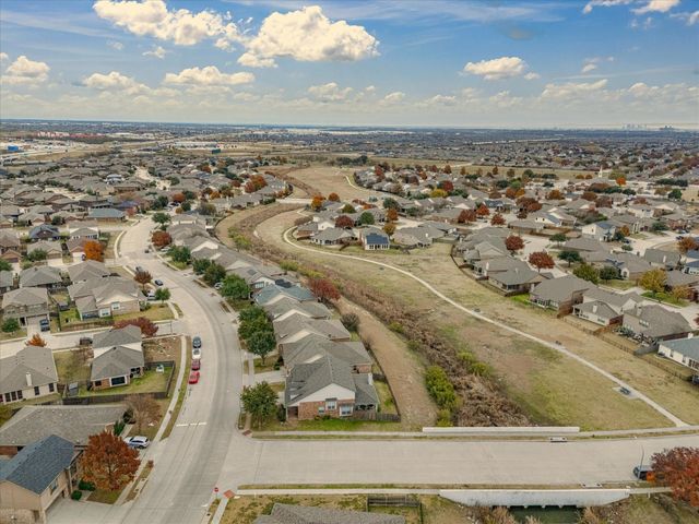 10981 Hawks Landing Road, Fort Worth, TX 76052