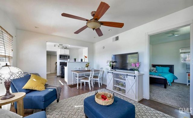 101 Madison Street, Taft, CA 93268