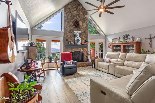 764 Timberwood Hills Road, Murphy, NC 28906