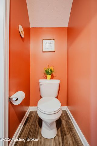 17020 Meander Way, Louisville, KY 40245