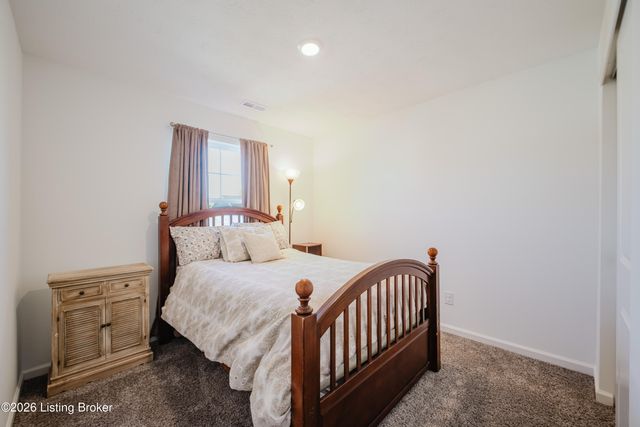 17020 Meander Way, Louisville, KY 40245