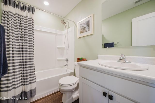 17020 Meander Way, Louisville, KY 40245