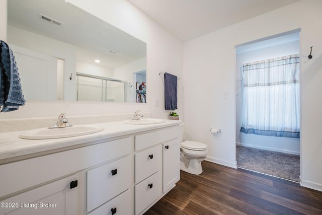 17020 Meander Way, Louisville, KY 40245