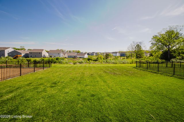 17020 Meander Way, Louisville, KY 40245