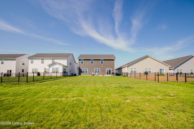 17020 Meander Way, Louisville, KY 40245