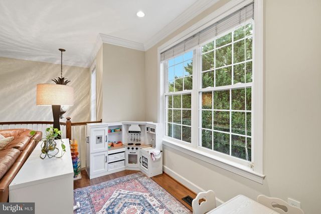 399 SPRING ST, Herndon, VA 20170