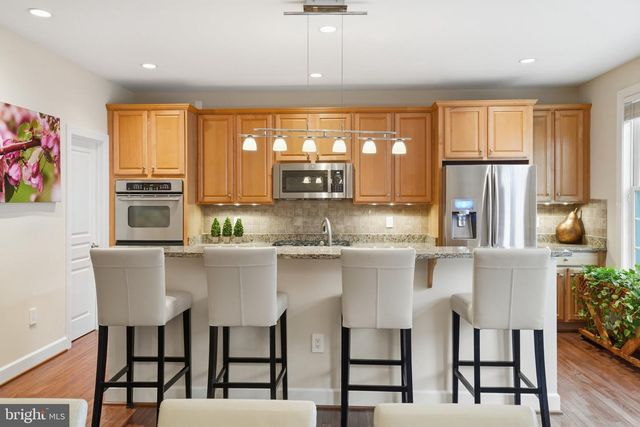 399 SPRING ST, Herndon, VA 20170