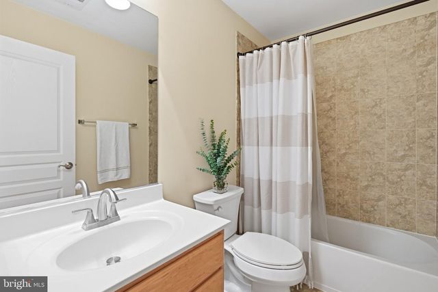 399 SPRING ST, Herndon, VA 20170