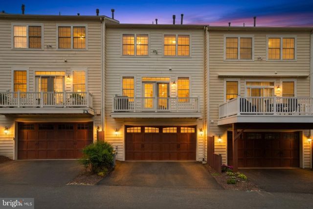 399 SPRING ST, Herndon, VA 20170