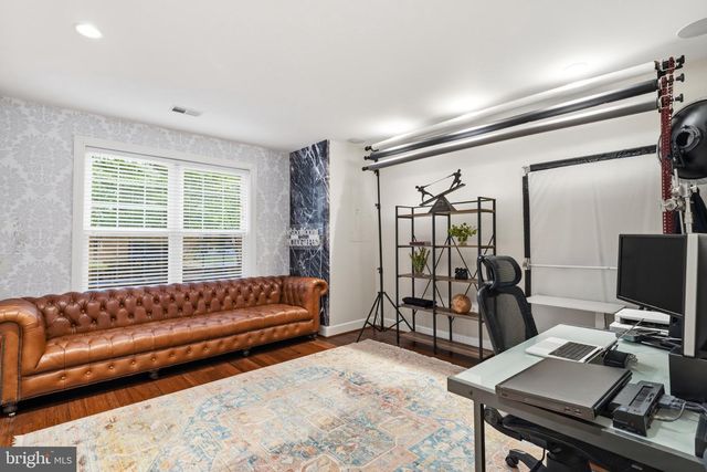 399 SPRING ST, Herndon, VA 20170