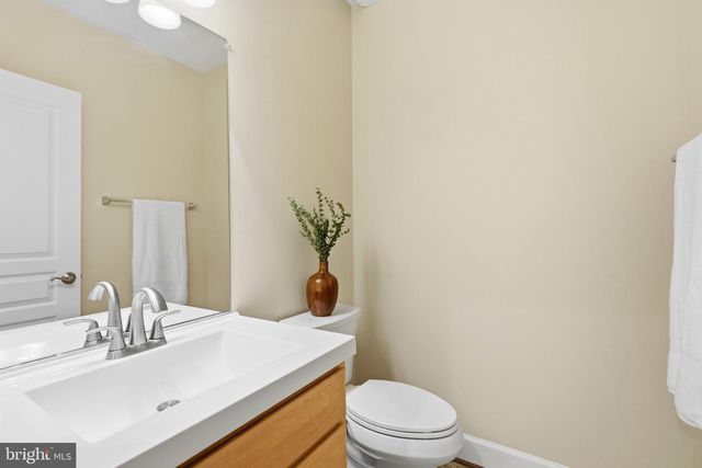 399 SPRING ST, Herndon, VA 20170