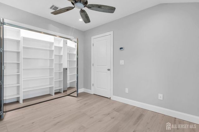 185 E Cliff Road, Colonia, NJ 07067