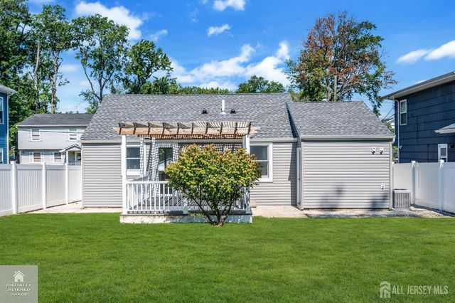 185 E Cliff Road, Colonia, NJ 07067