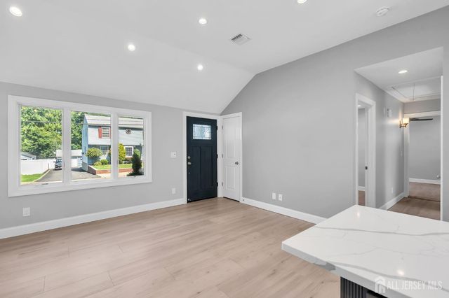 185 E Cliff Road, Colonia, NJ 07067
