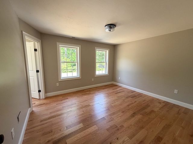 555 Neck Road, Lancaster, MA 01523
