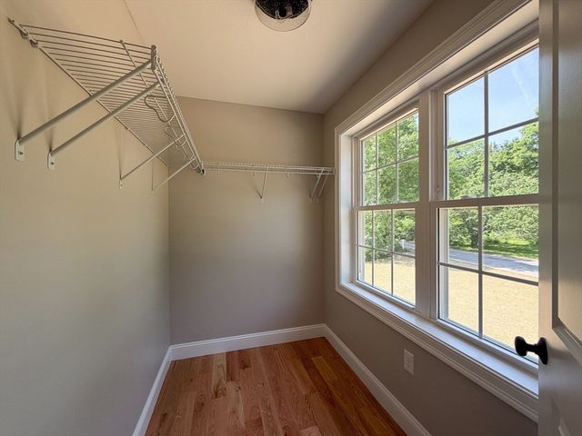 555 Neck Road, Lancaster, MA 01523