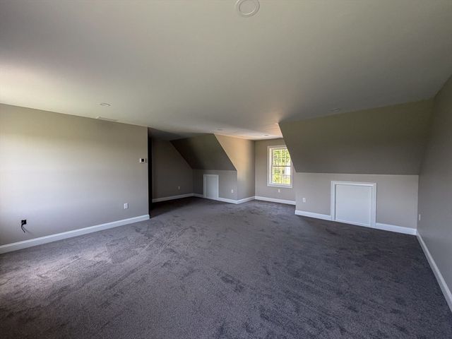 555 Neck Road, Lancaster, MA 01523