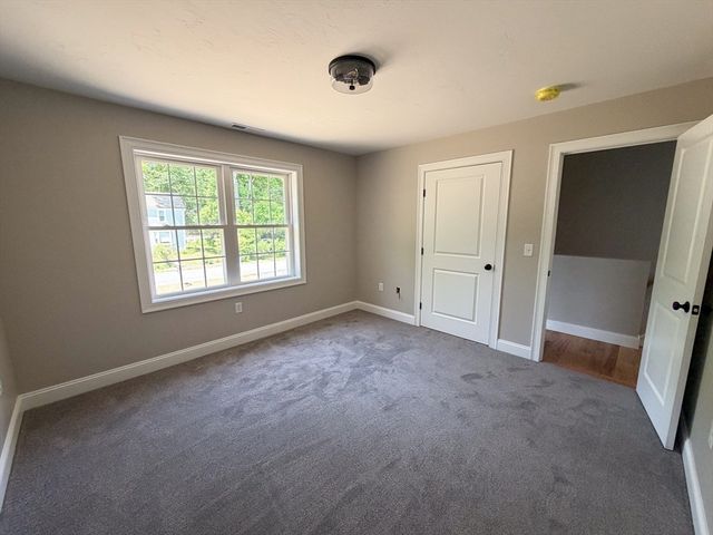 555 Neck Road, Lancaster, MA 01523