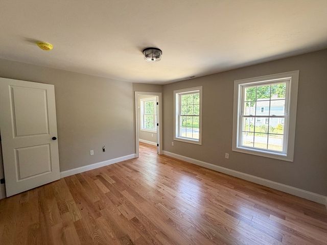 555 Neck Road, Lancaster, MA 01523